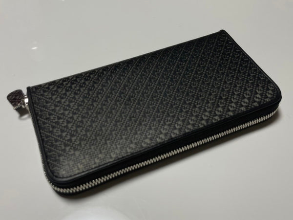 Carbon Round Wallet